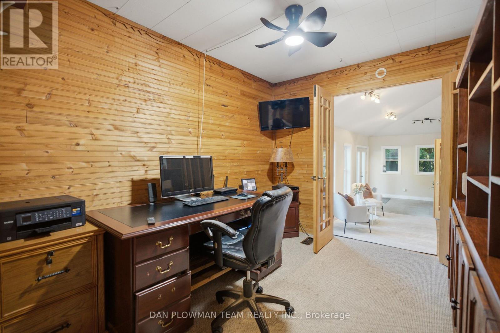 9 Valley Road Property Photo 18