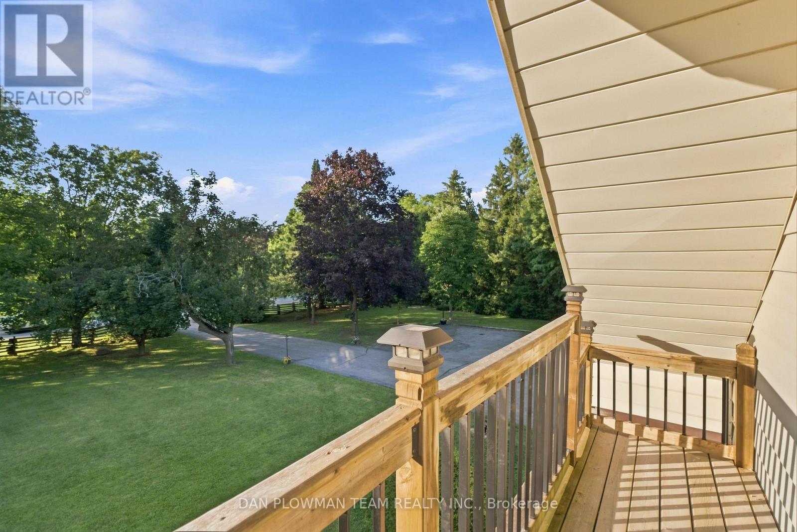 9 Valley Road Property Photo 26