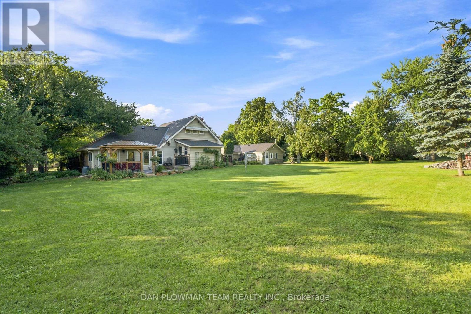 9 Valley Road Property Photo 39
