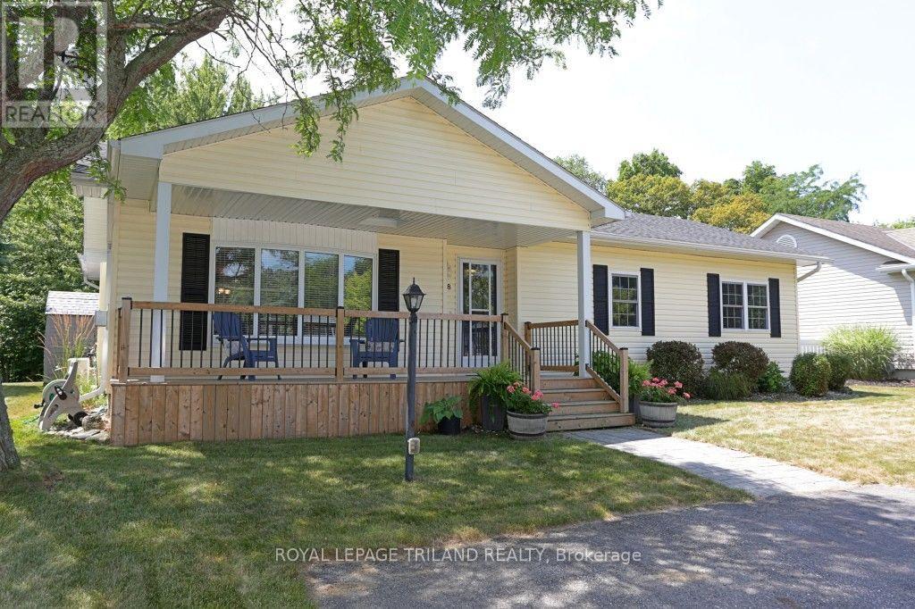 348 SHANNON BOULEVARD Property Photo 1