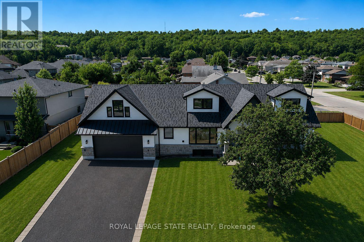 24 ROYCE AVENUE Property Photo 1
