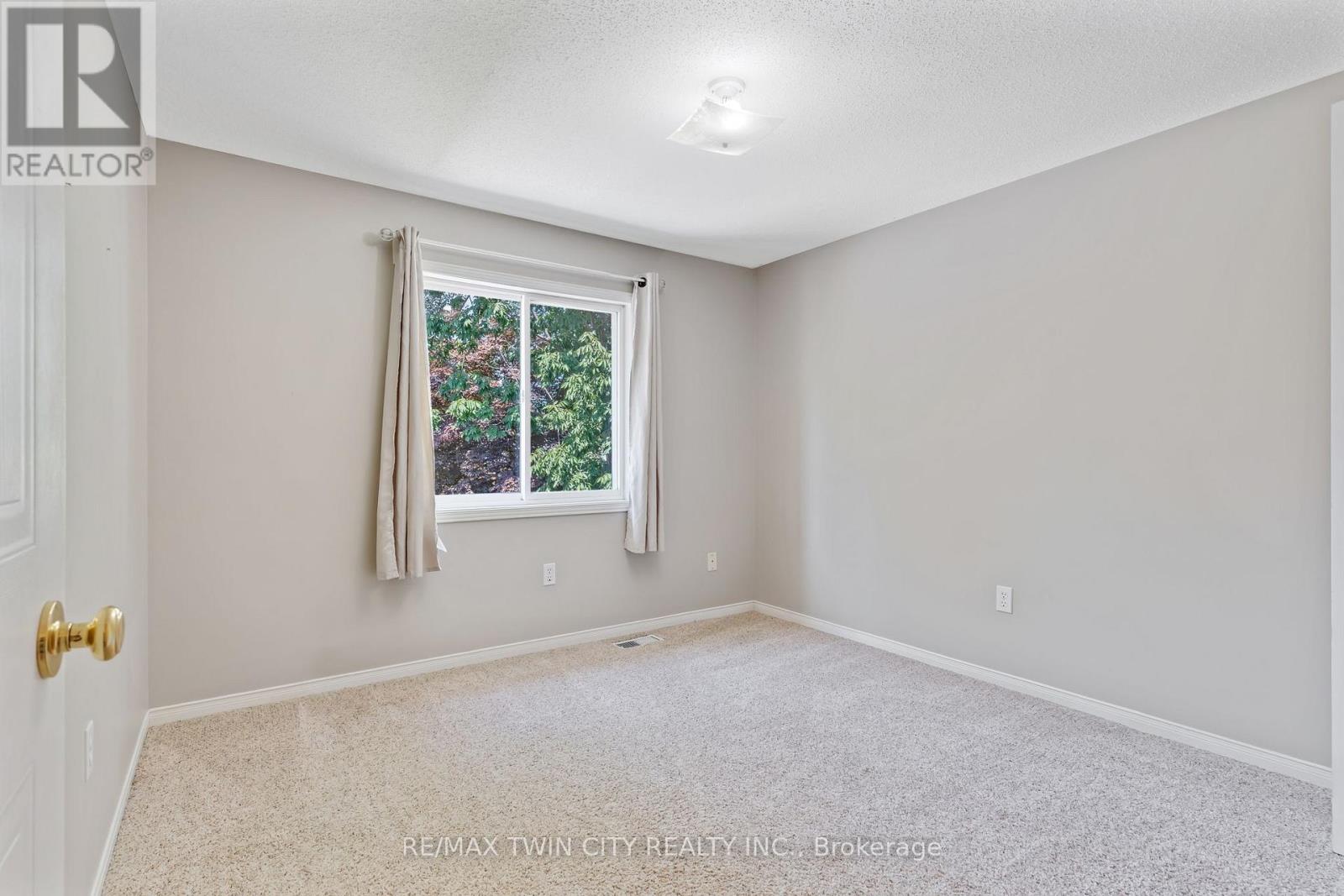 129 Kovac Road Property Photo 20