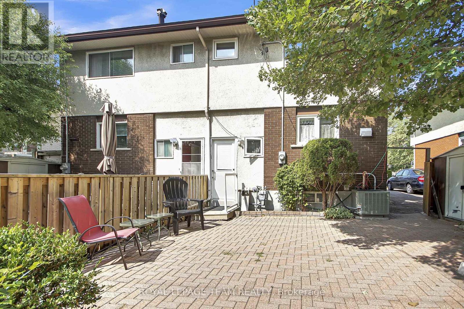 962 Dynes Road Property Photo 28