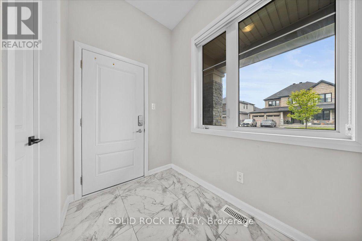 74 Ascari Road Property Photo 6