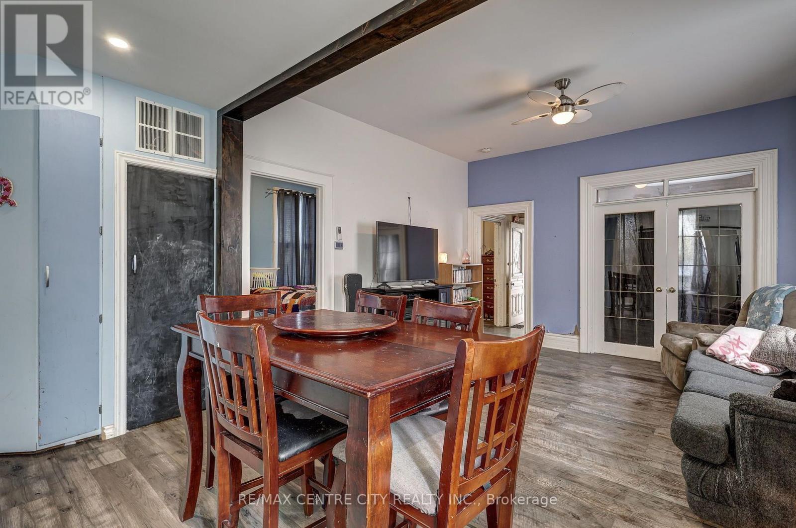 88 Flora Street Property Photo 18