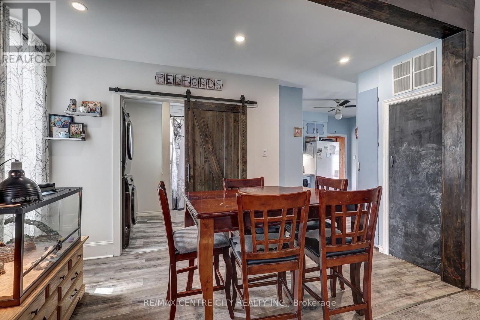 88 Flora Street Property Photo 20