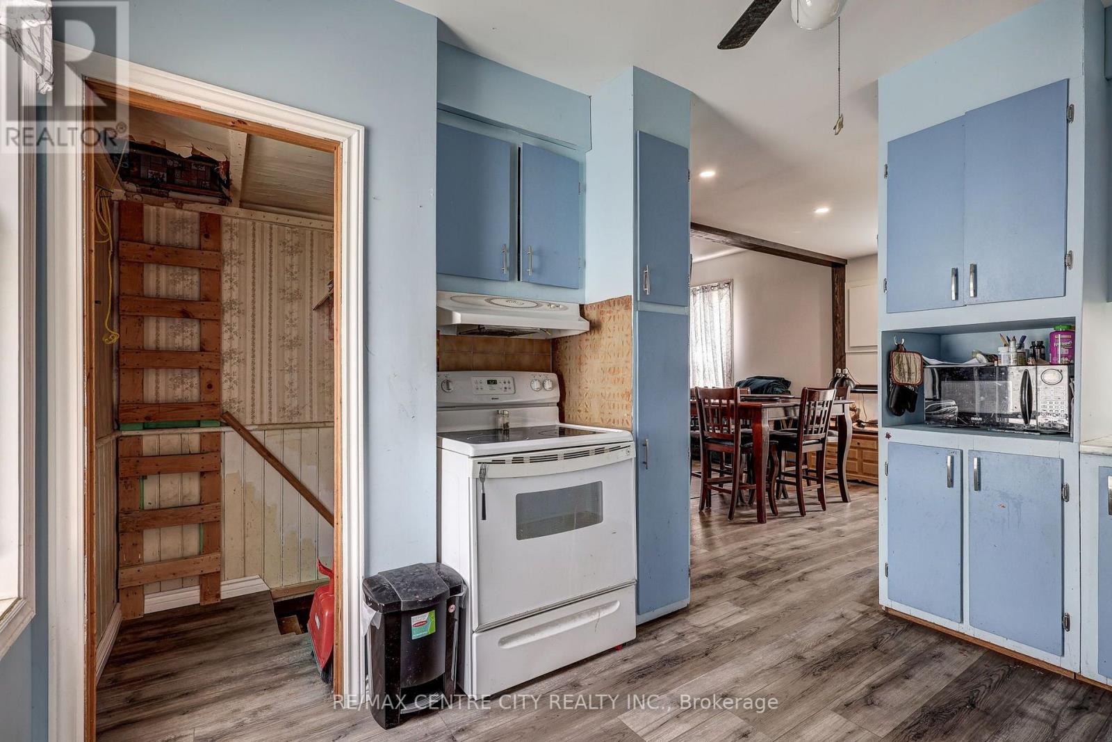 88 Flora Street Property Photo 24