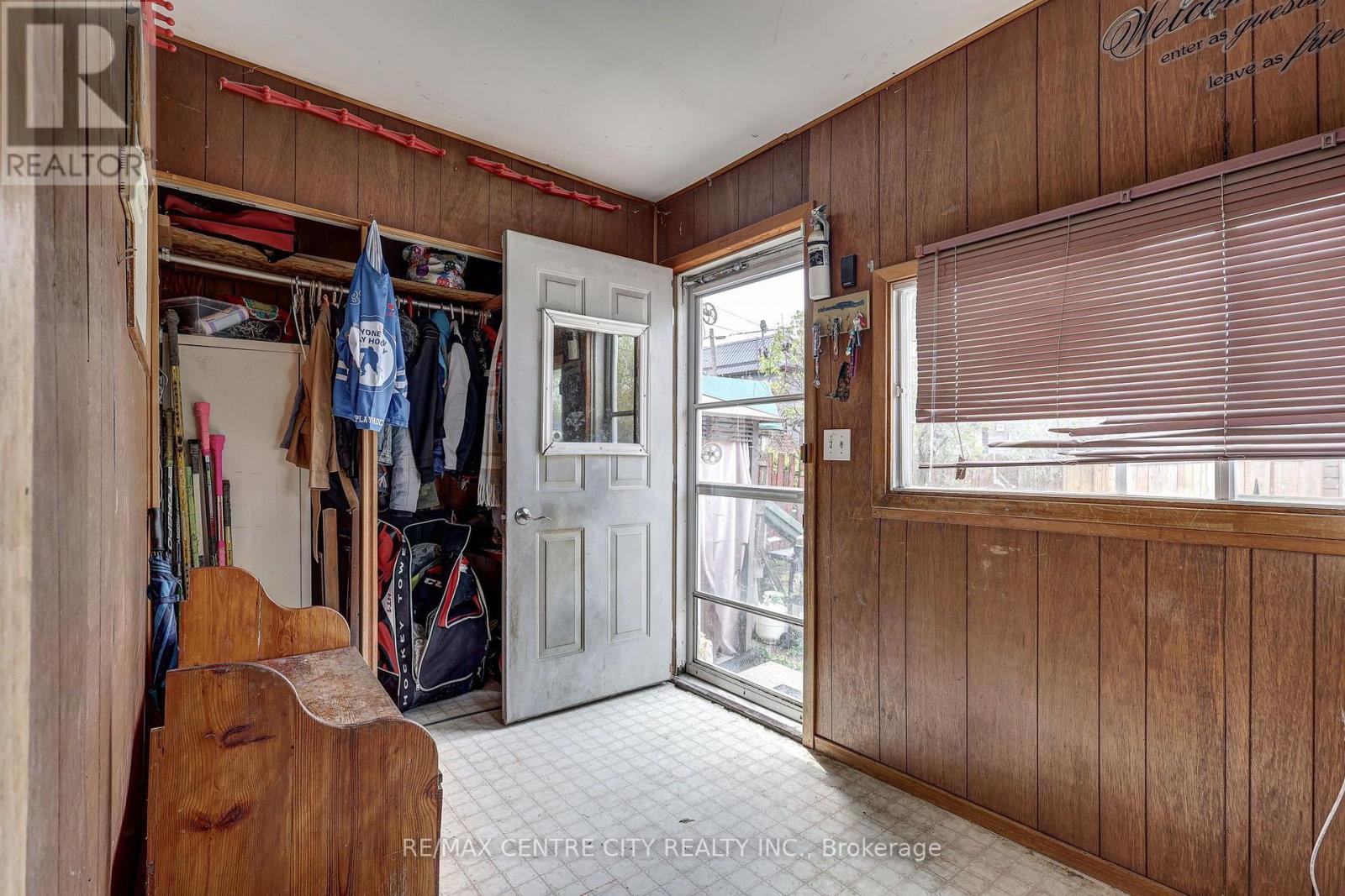 88 Flora Street Property Photo 26