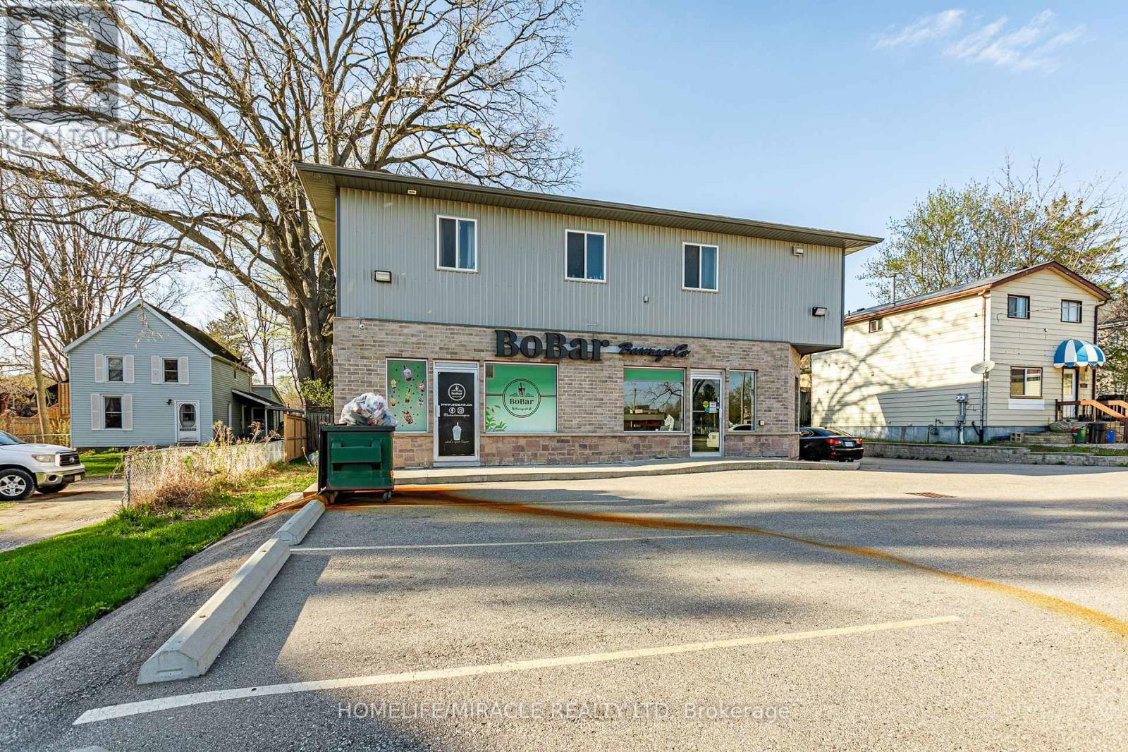 257 Dundas Street N Property Photo 2