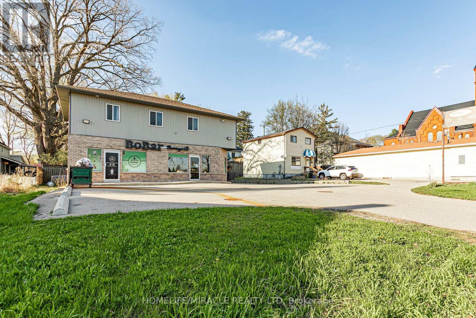 257 Dundas Street N Property Photo 4