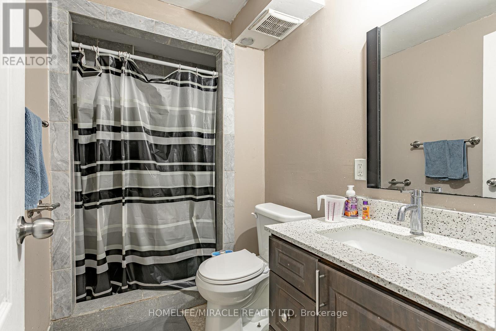 257 Dundas Street N Property Photo 40