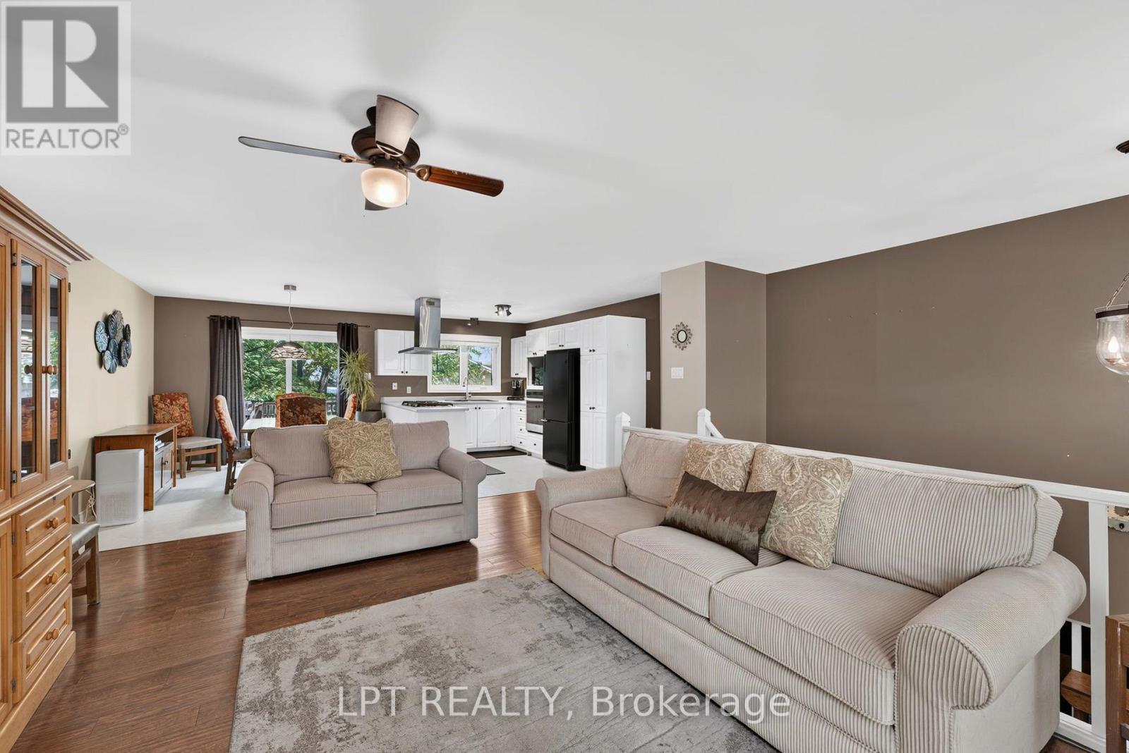 7806 Alfred Crescent Property Photo 11