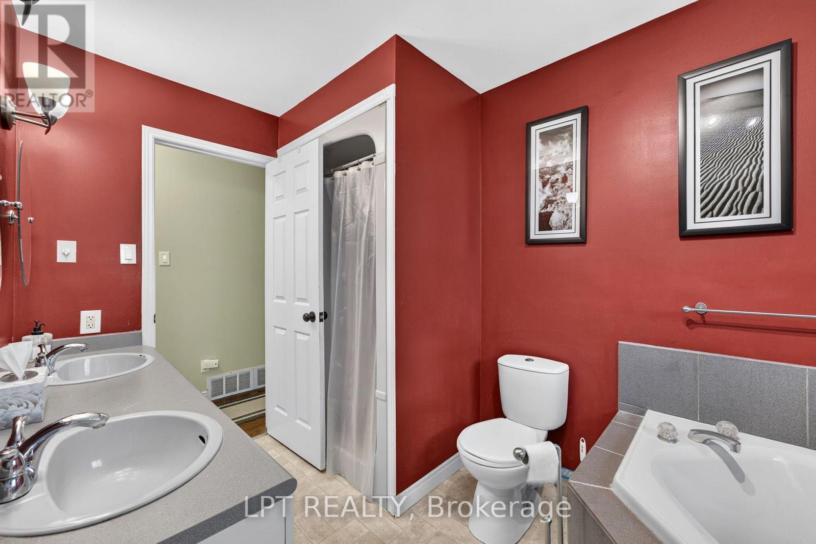 7806 Alfred Crescent Property Photo 29