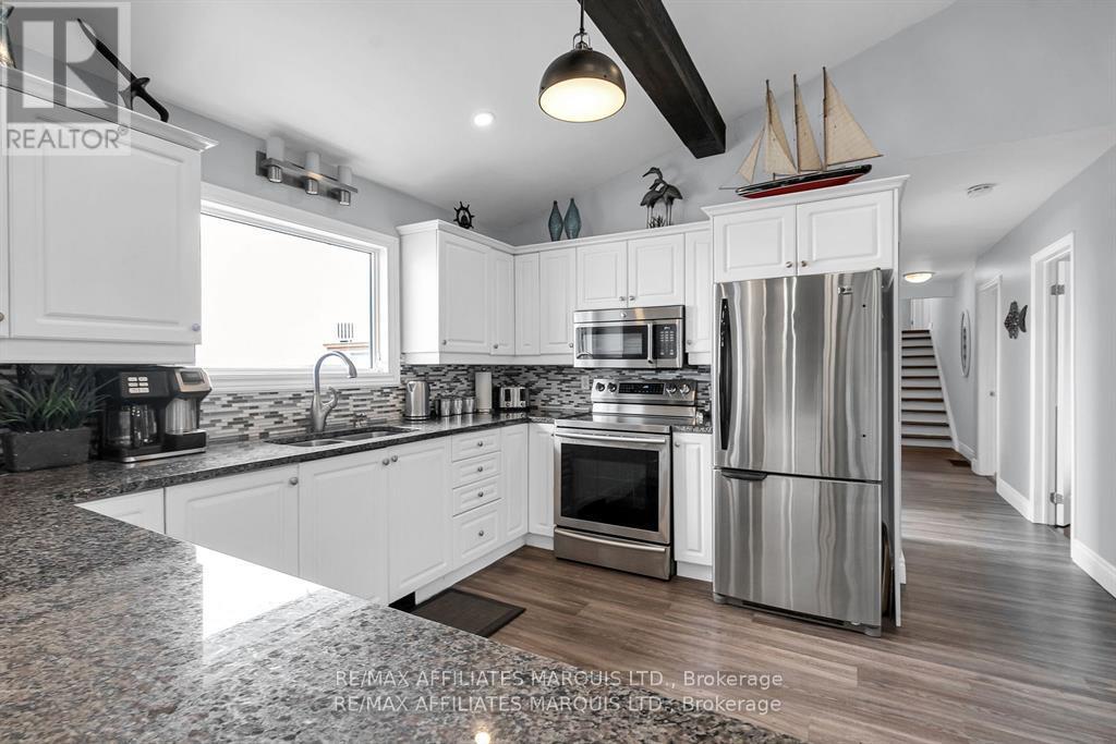 6576 Tree Haven Road Property Photo 8