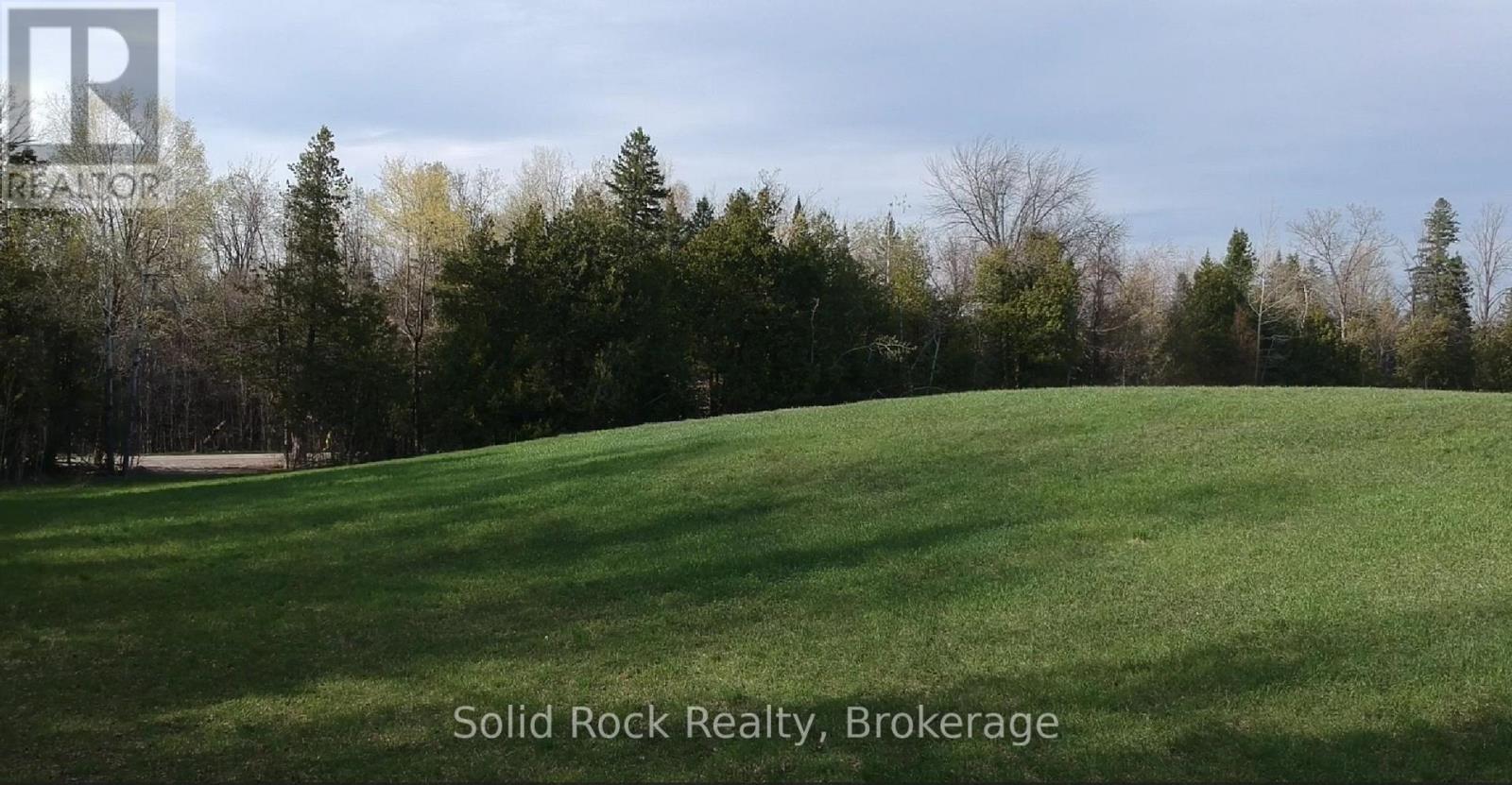 3643 10th Line East Property Photo 2
