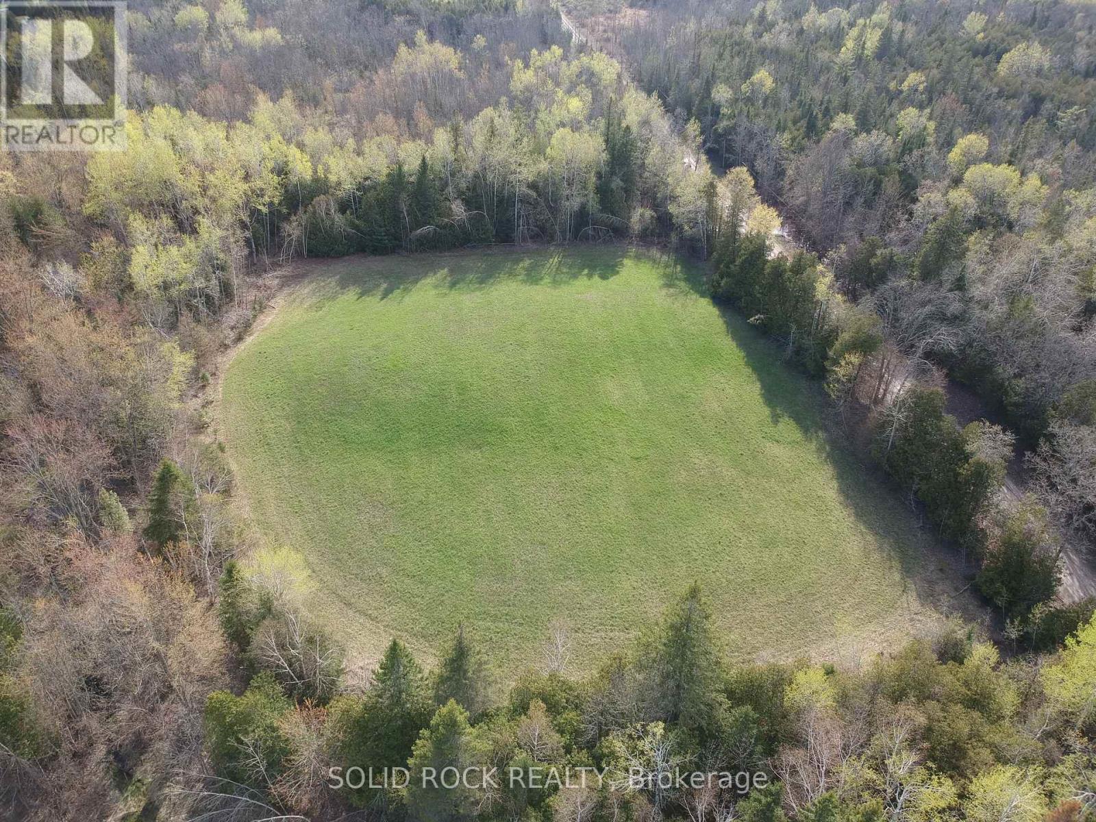 3643 10th Line East Property Photo 5