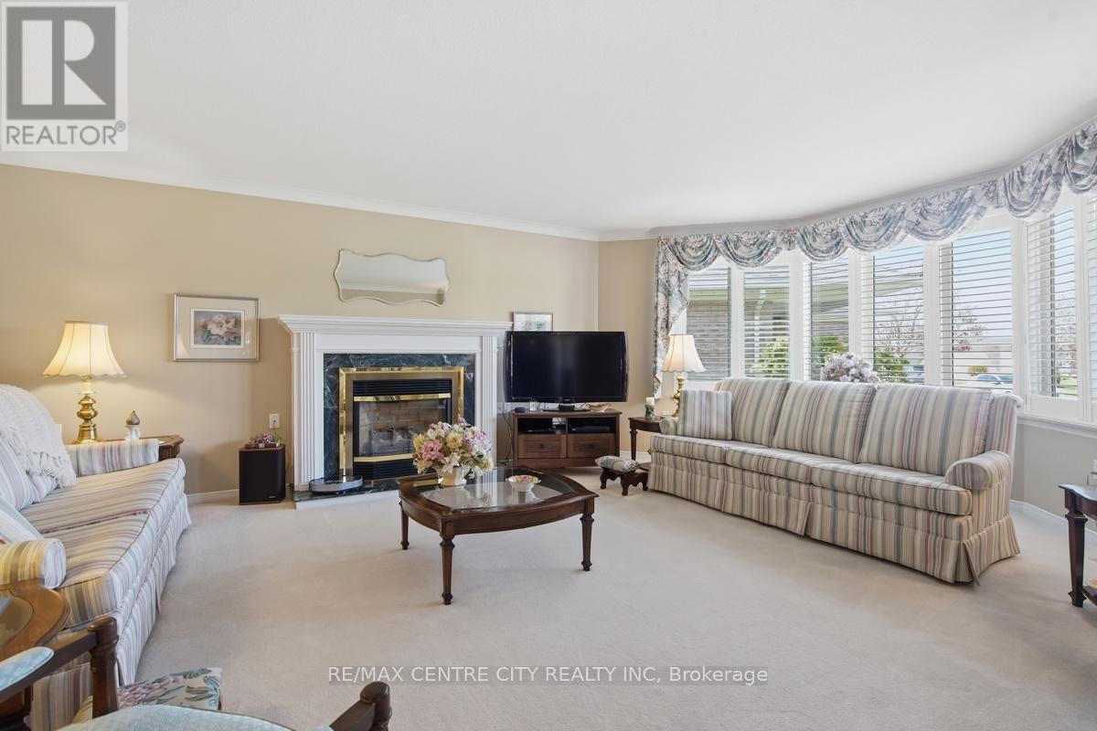 48 Ilderbrook Circle Property Photo 6