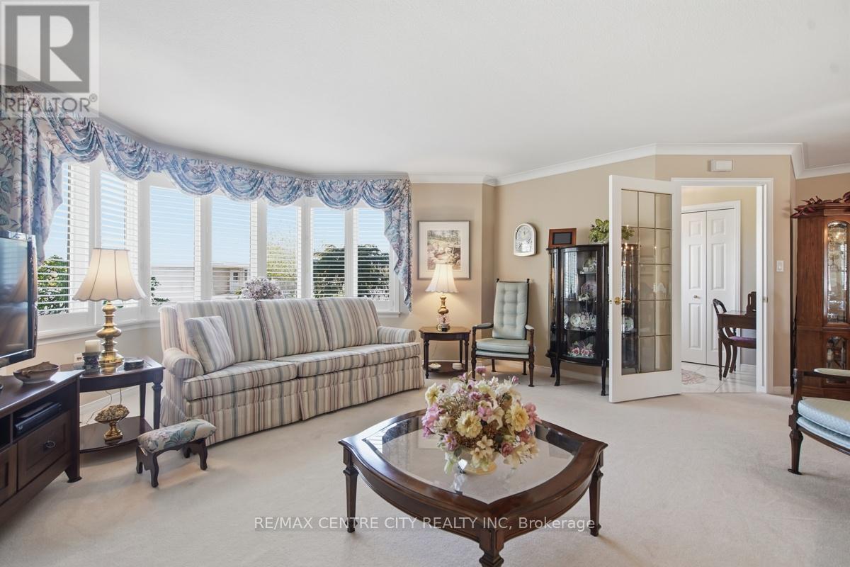 48 Ilderbrook Circle Property Photo 8