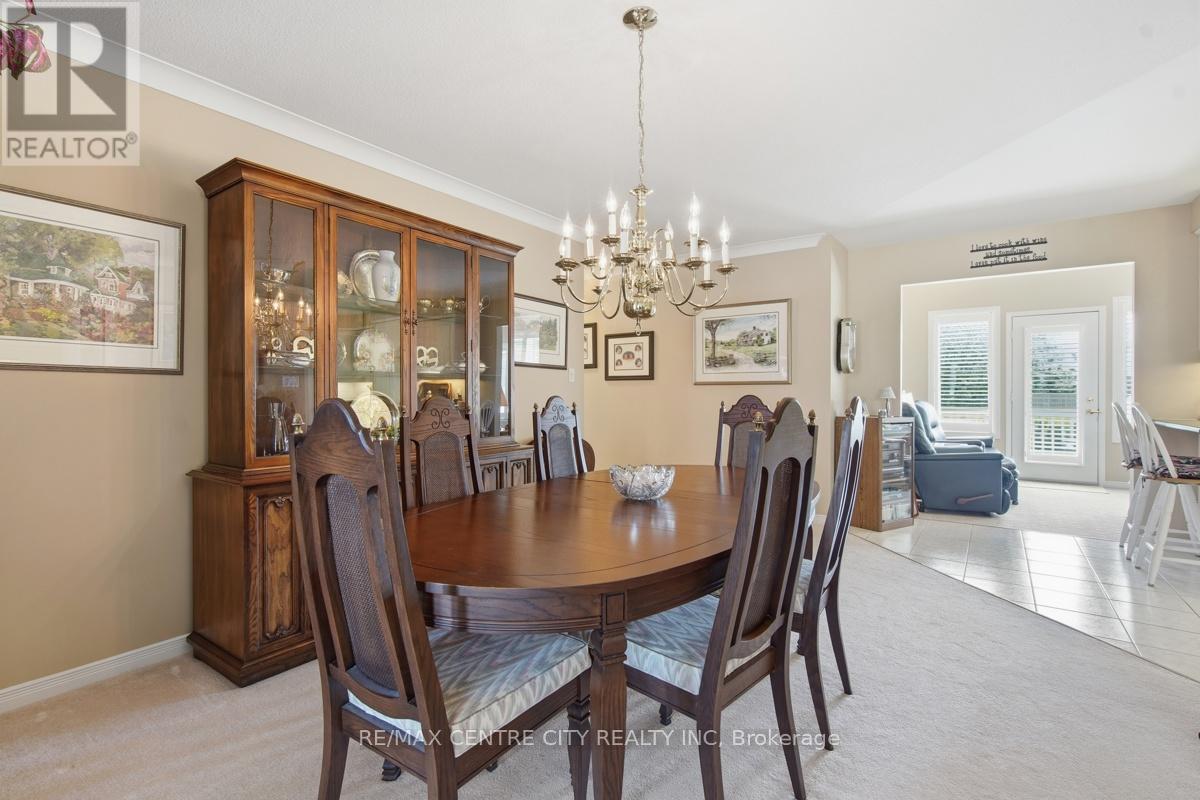 48 Ilderbrook Circle Property Photo 9