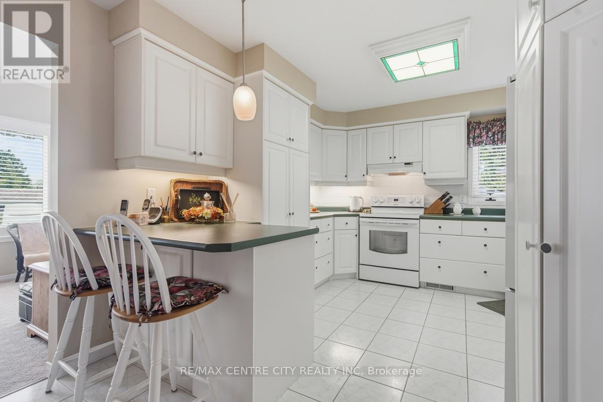 48 Ilderbrook Circle Property Photo 12