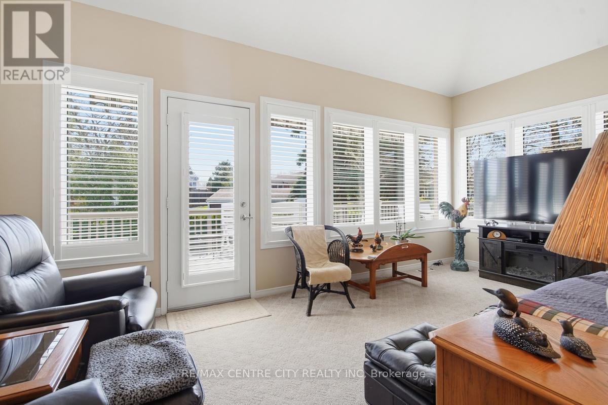 48 Ilderbrook Circle Property Photo 16