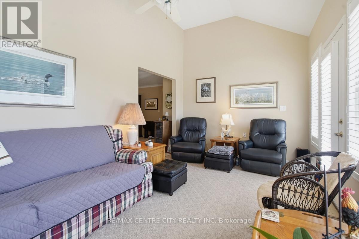 48 Ilderbrook Circle Property Photo 17