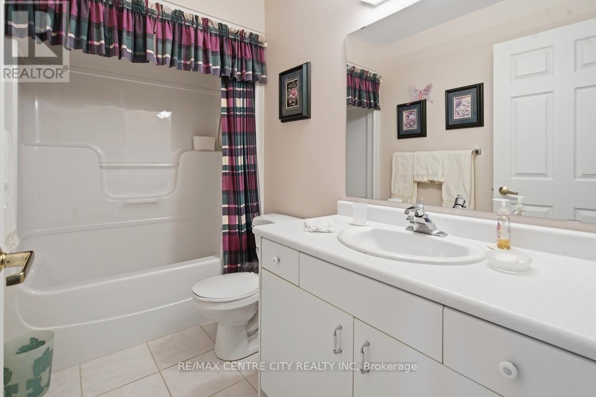48 Ilderbrook Circle Property Photo 24