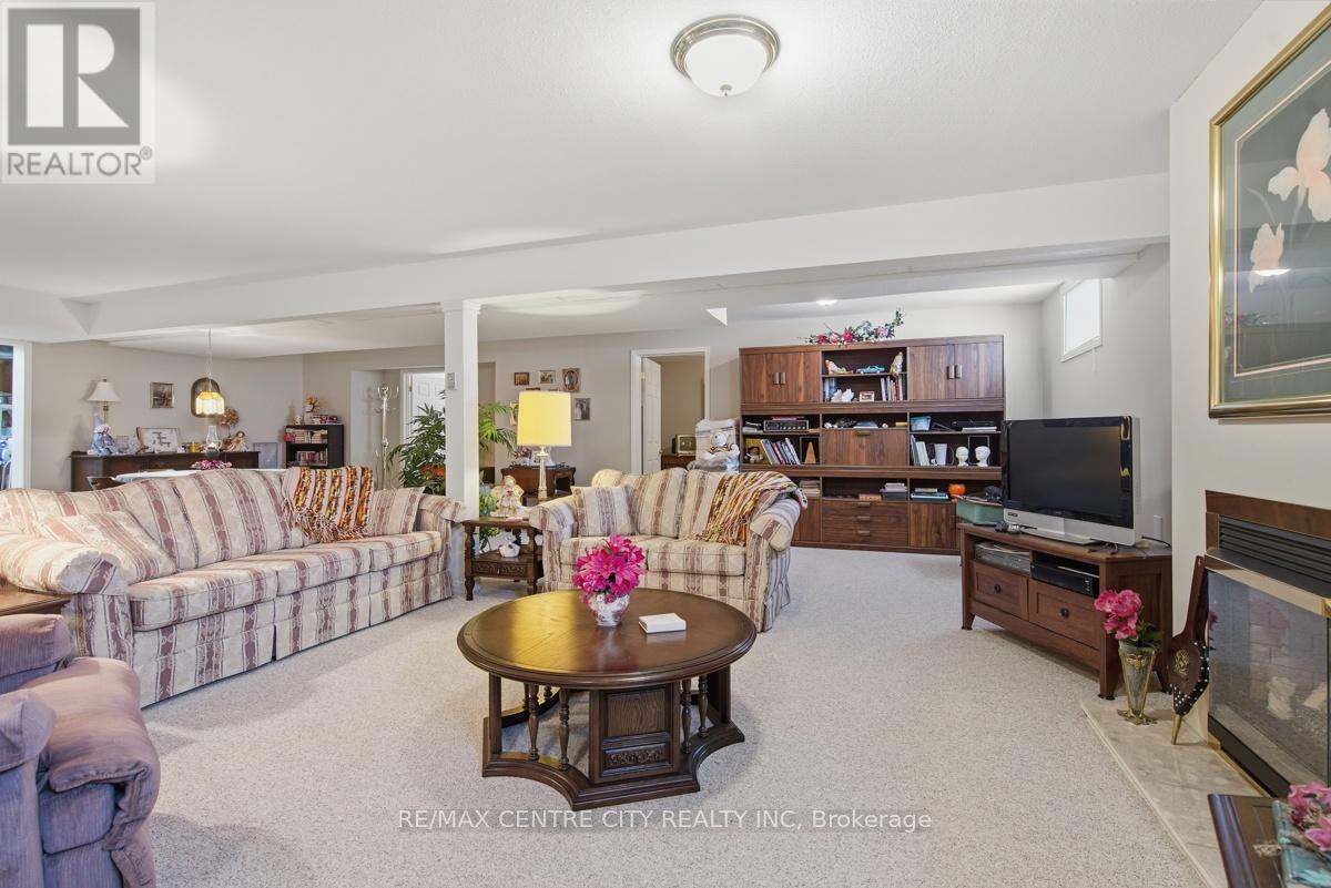 48 Ilderbrook Circle Property Photo 29