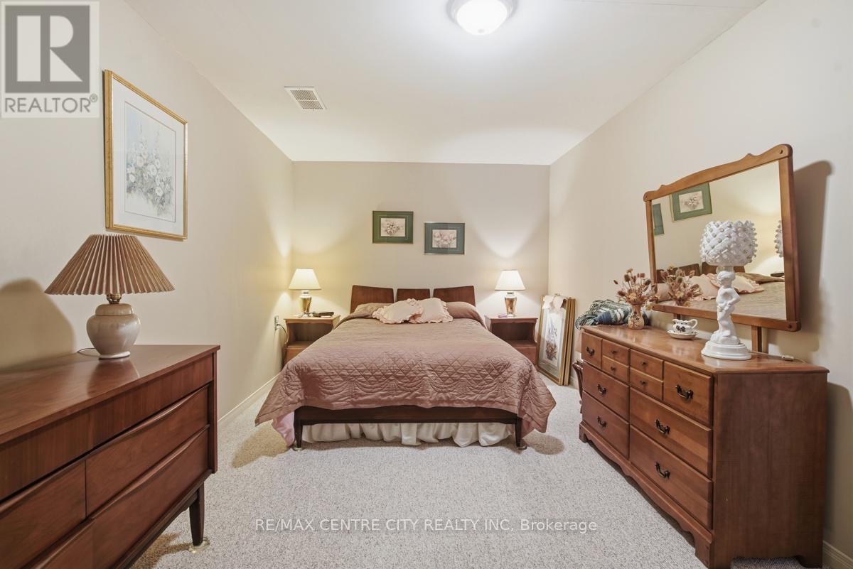48 Ilderbrook Circle Property Photo 31