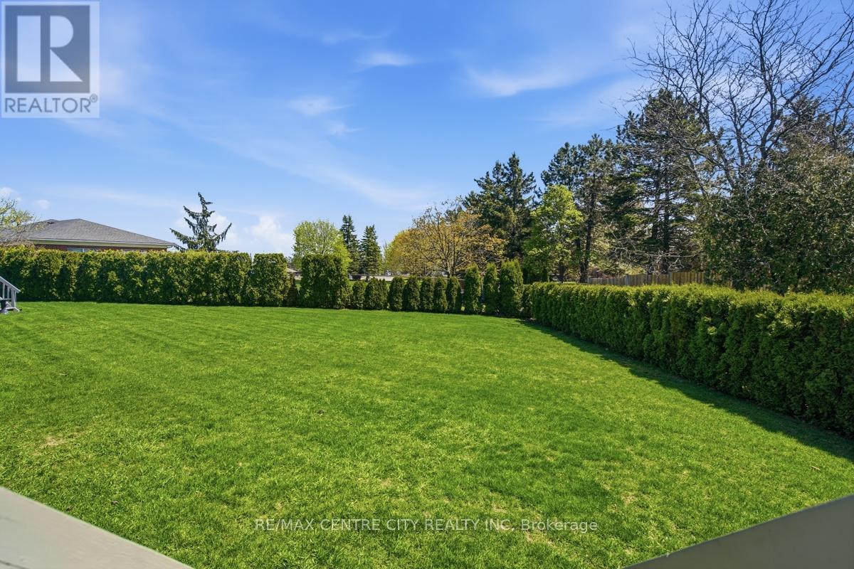 48 Ilderbrook Circle Property Photo 37