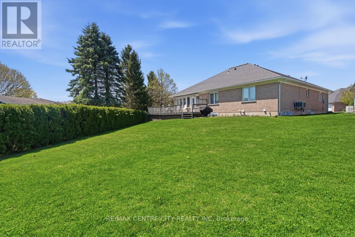 48 Ilderbrook Circle Property Photo 38