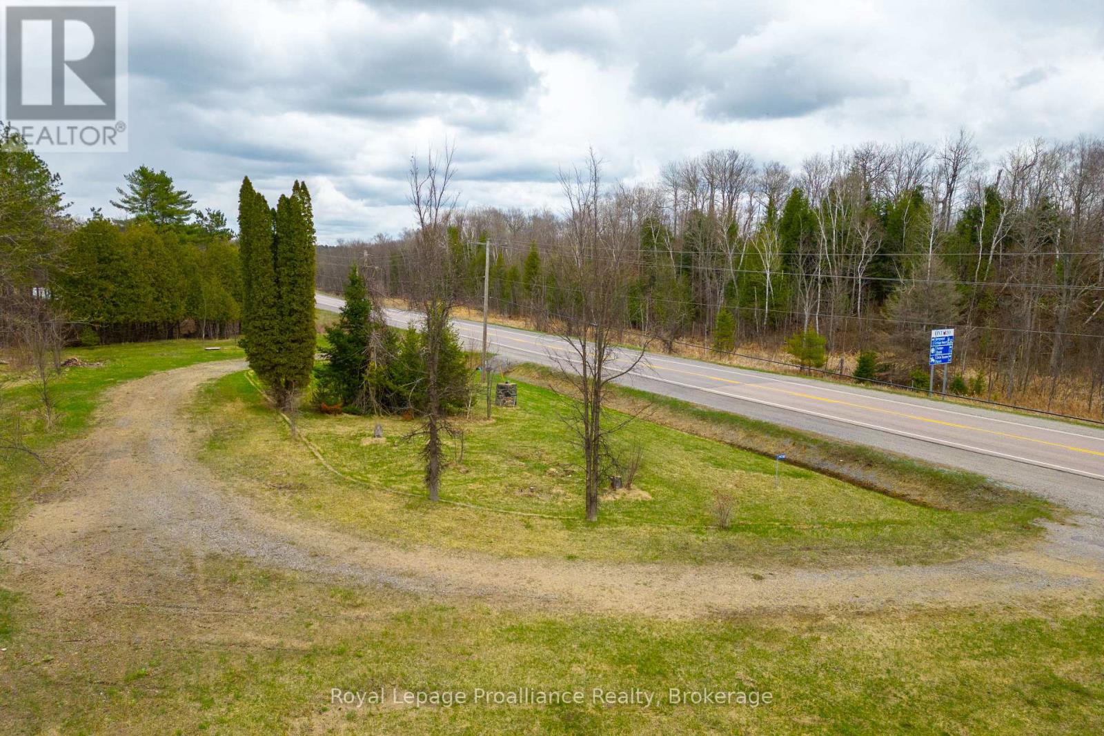 29200 Highway 7 Property Photo 27