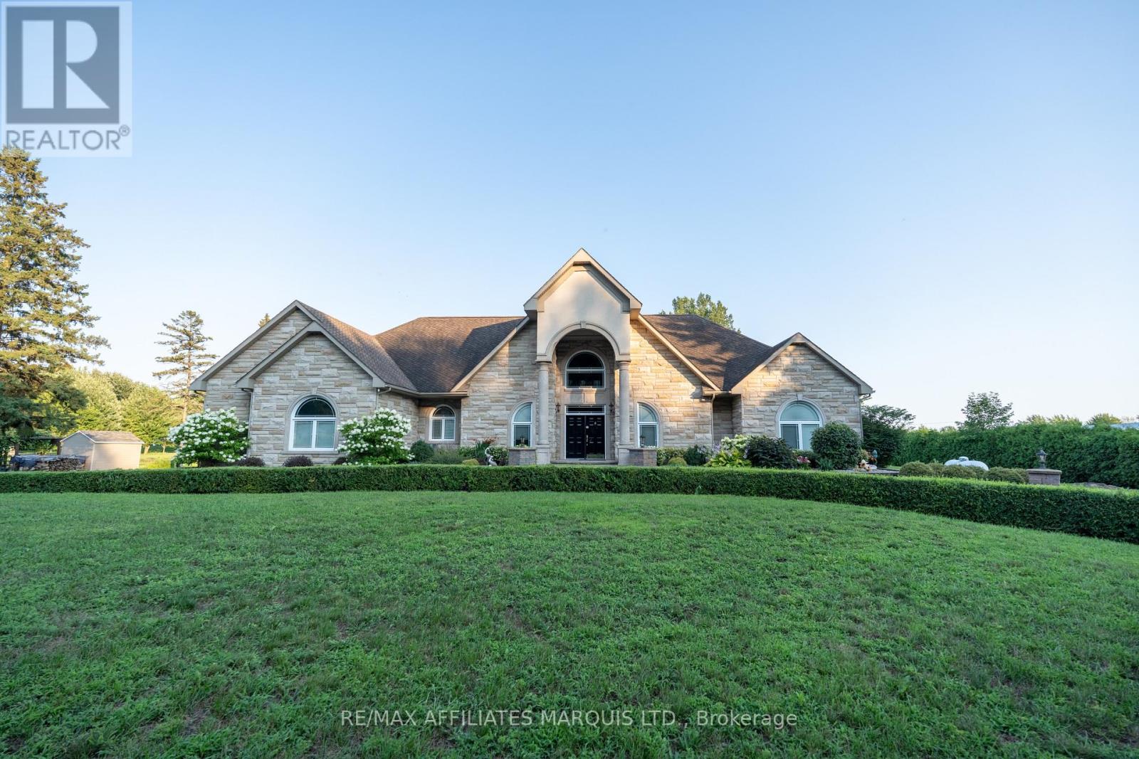 20190 County Rd 2 Road Property Photo 5
