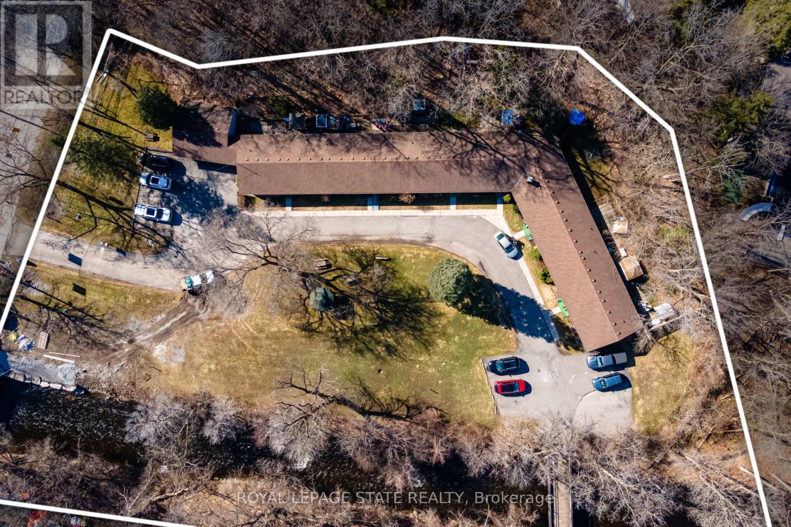 50 Creighton Road Property Photo 6