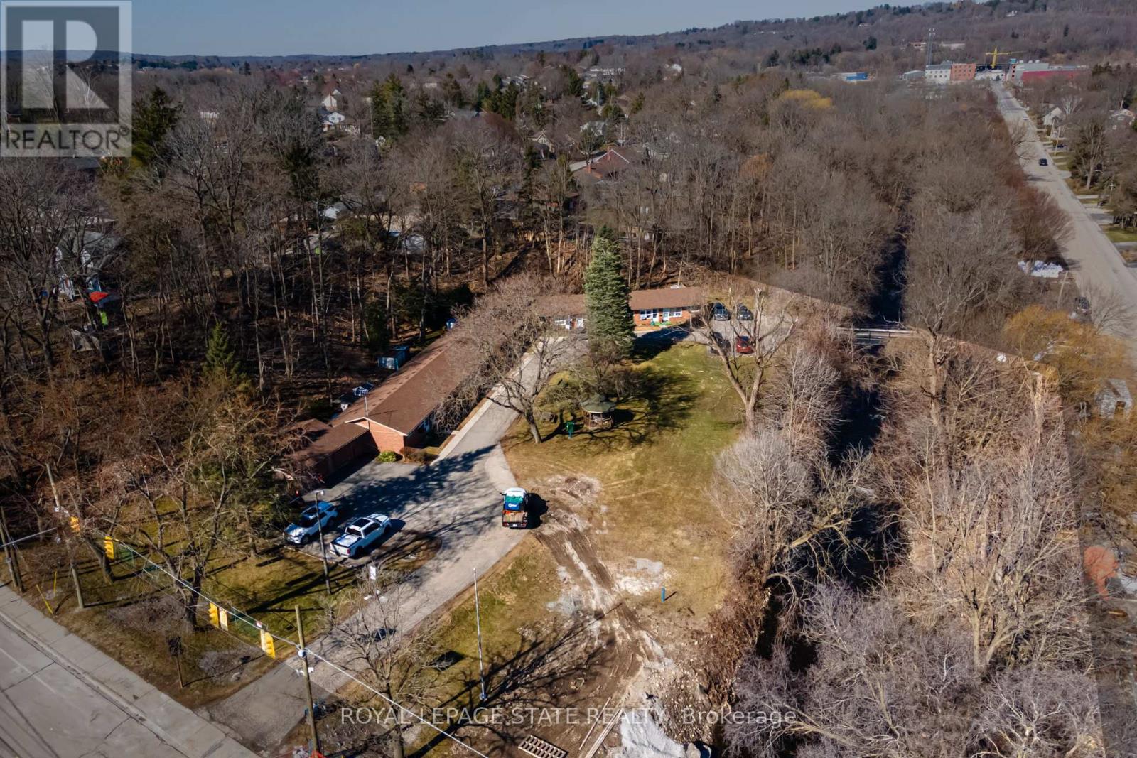 50 Creighton Road Property Photo 9