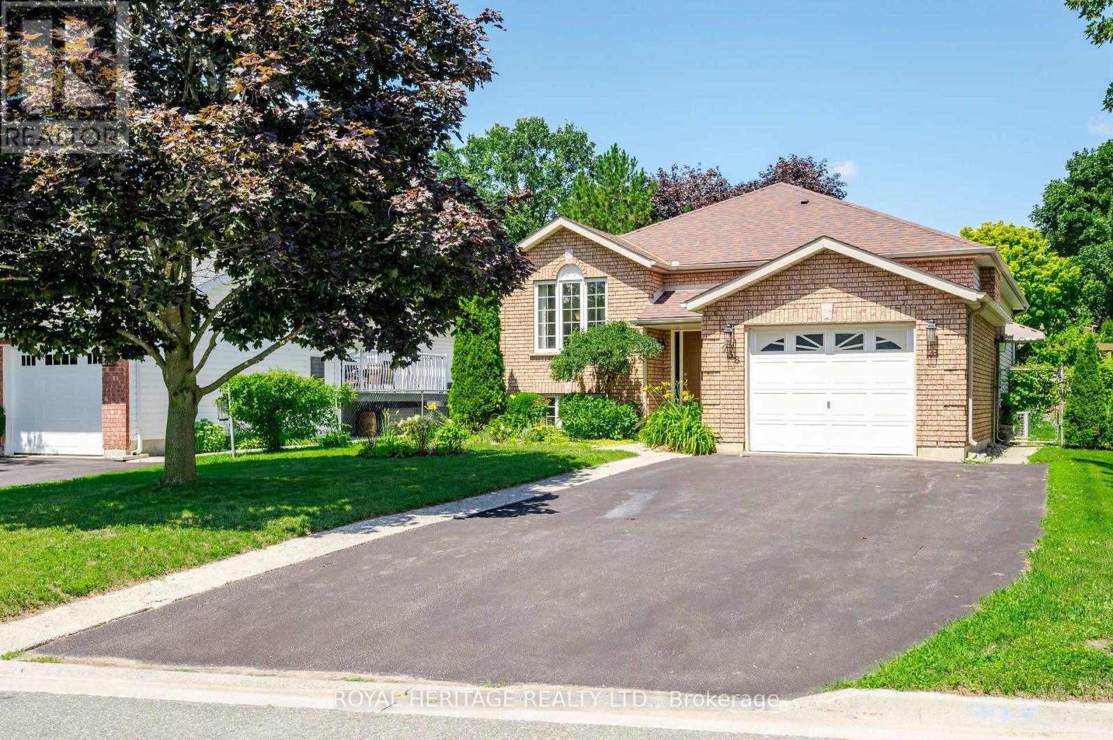 258 FRANMOR DRIVE Property Photo 1