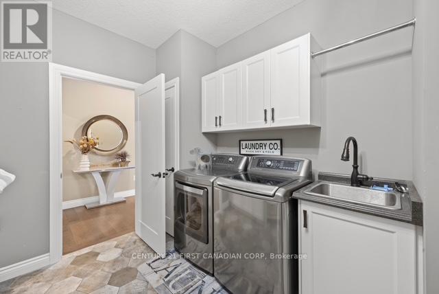 941 Longworth Road Property Photo 26