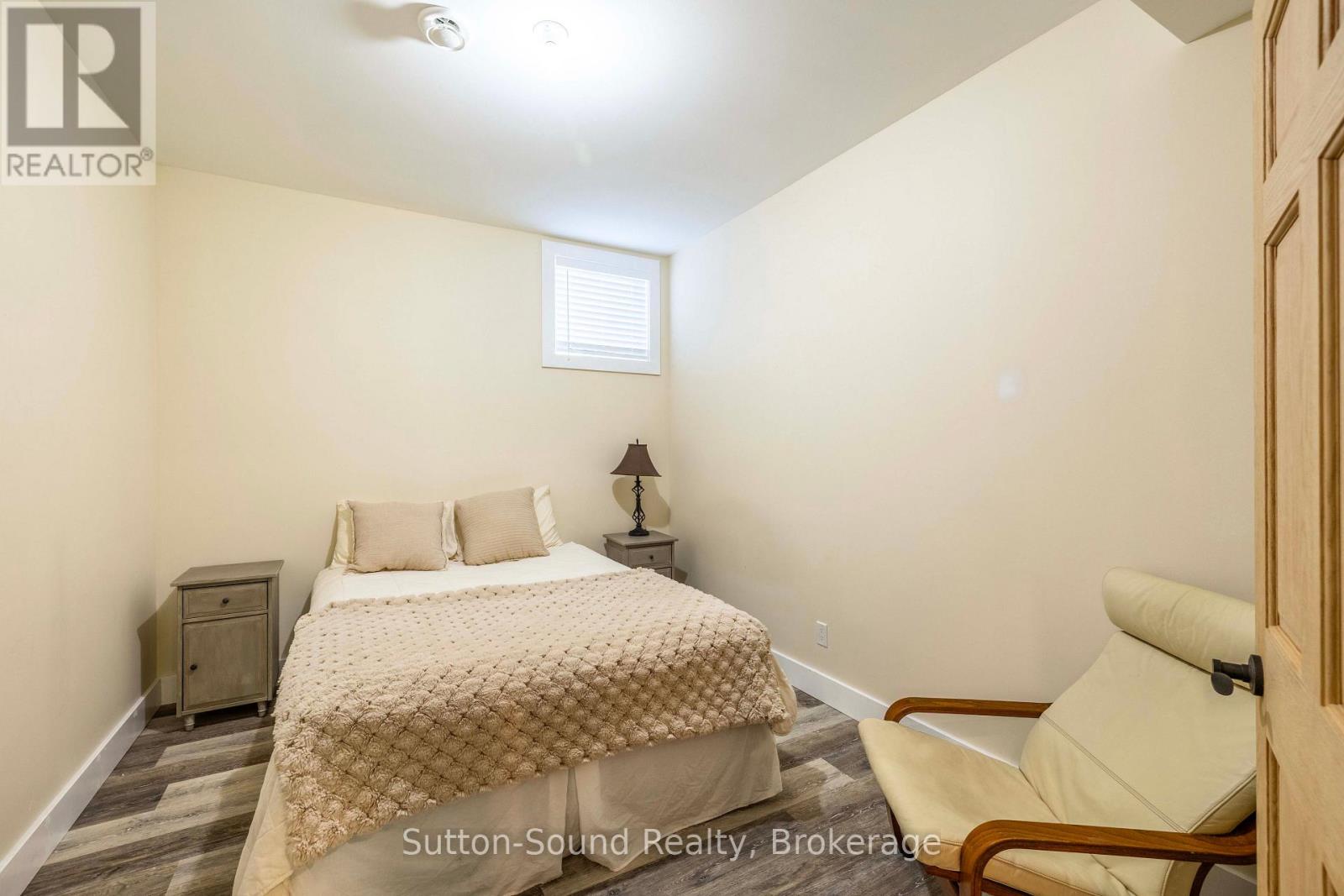 90 Graham Crescent Property Photo 36