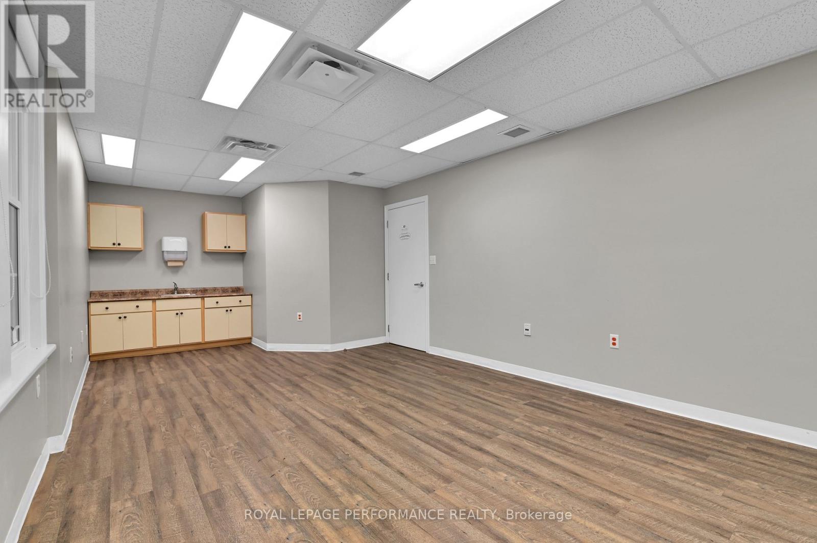 117 First Street E Property Photo 15