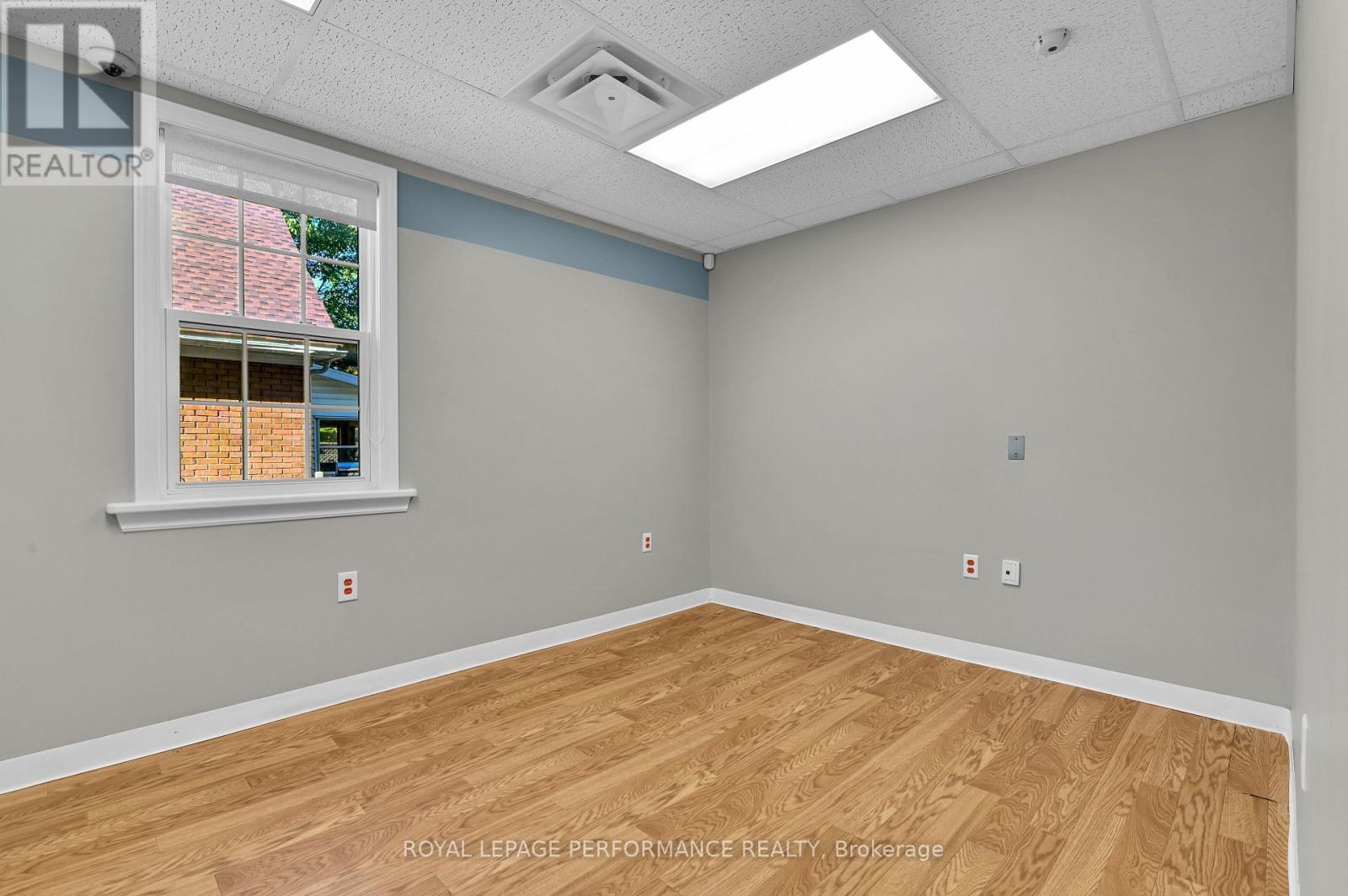 117 First Street E Property Photo 18