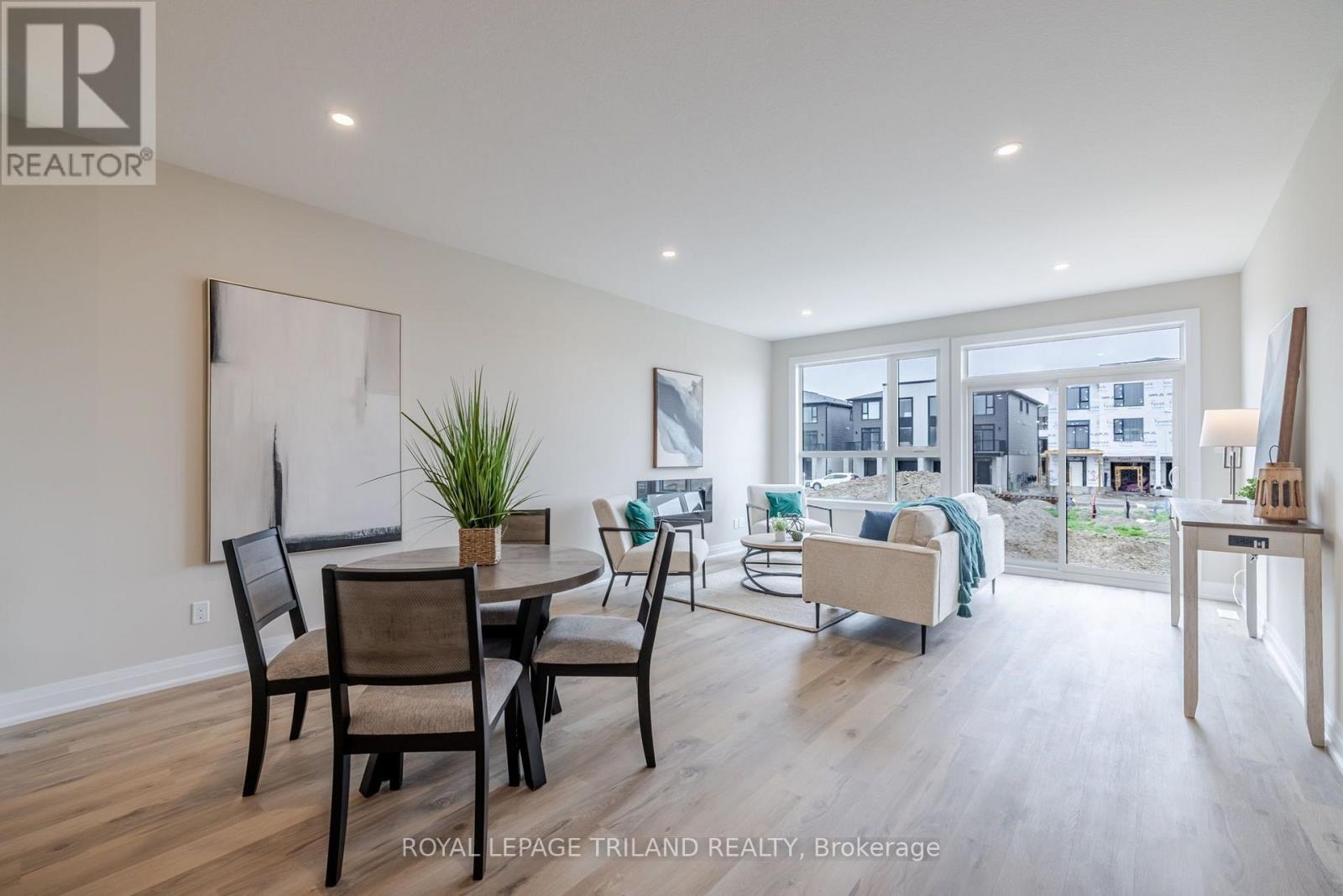 760 Banyan Lane Property Photo 14