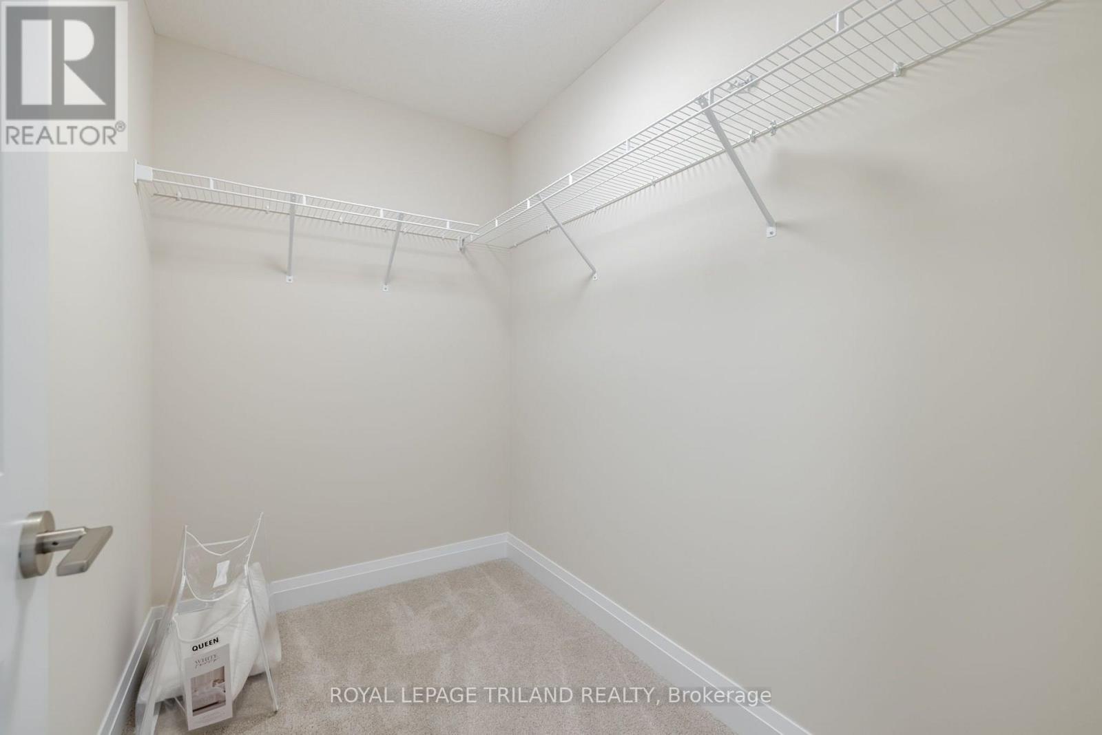 760 Banyan Lane Property Photo 21