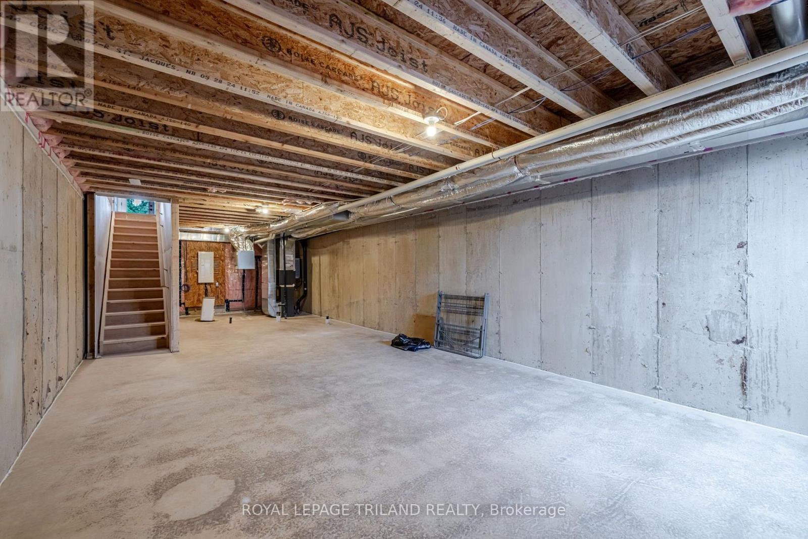 760 Banyan Lane Property Photo 31
