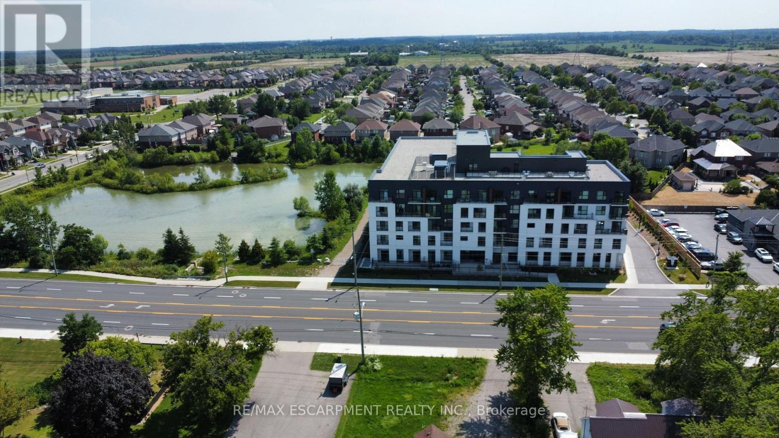 309 - 1936 Rymal Road E Property Photo 2