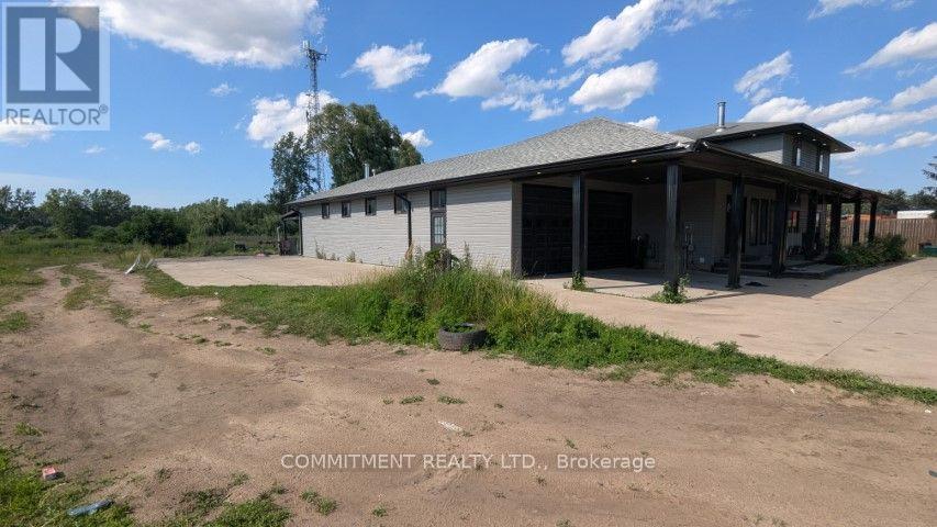 1988 River Road Property Photo 4