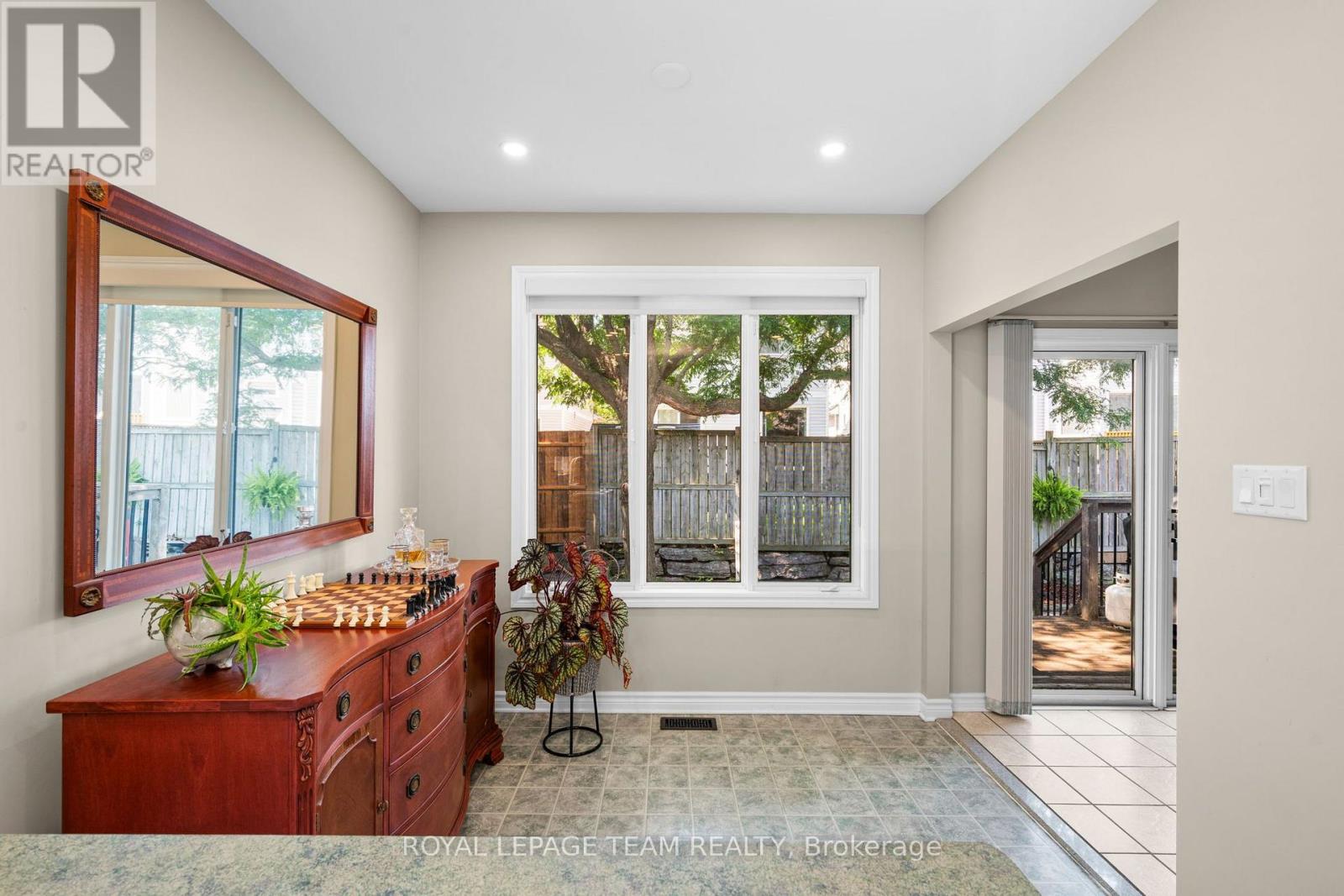 32 Trump Avenue Property Photo 20