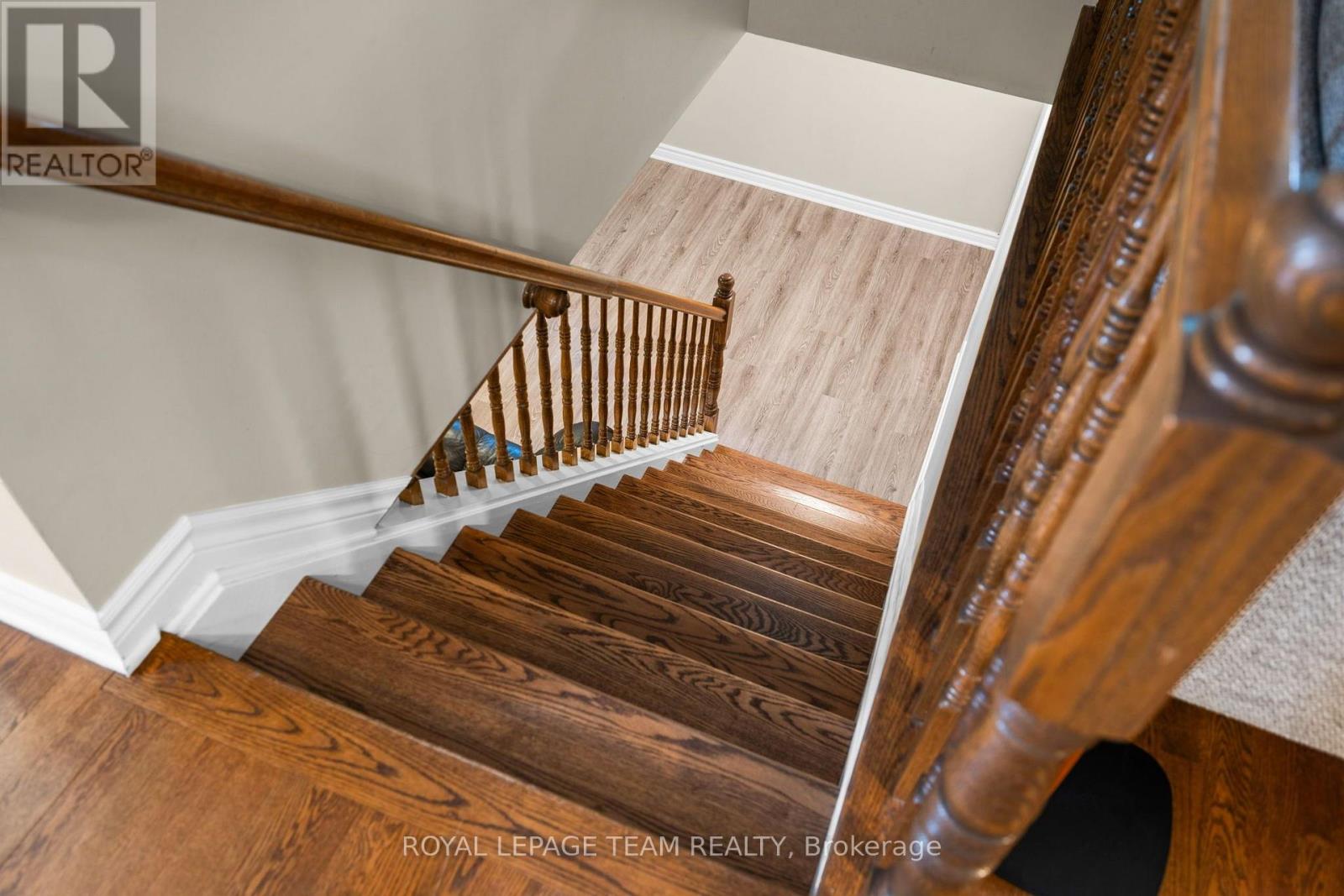 32 Trump Avenue Property Photo 30