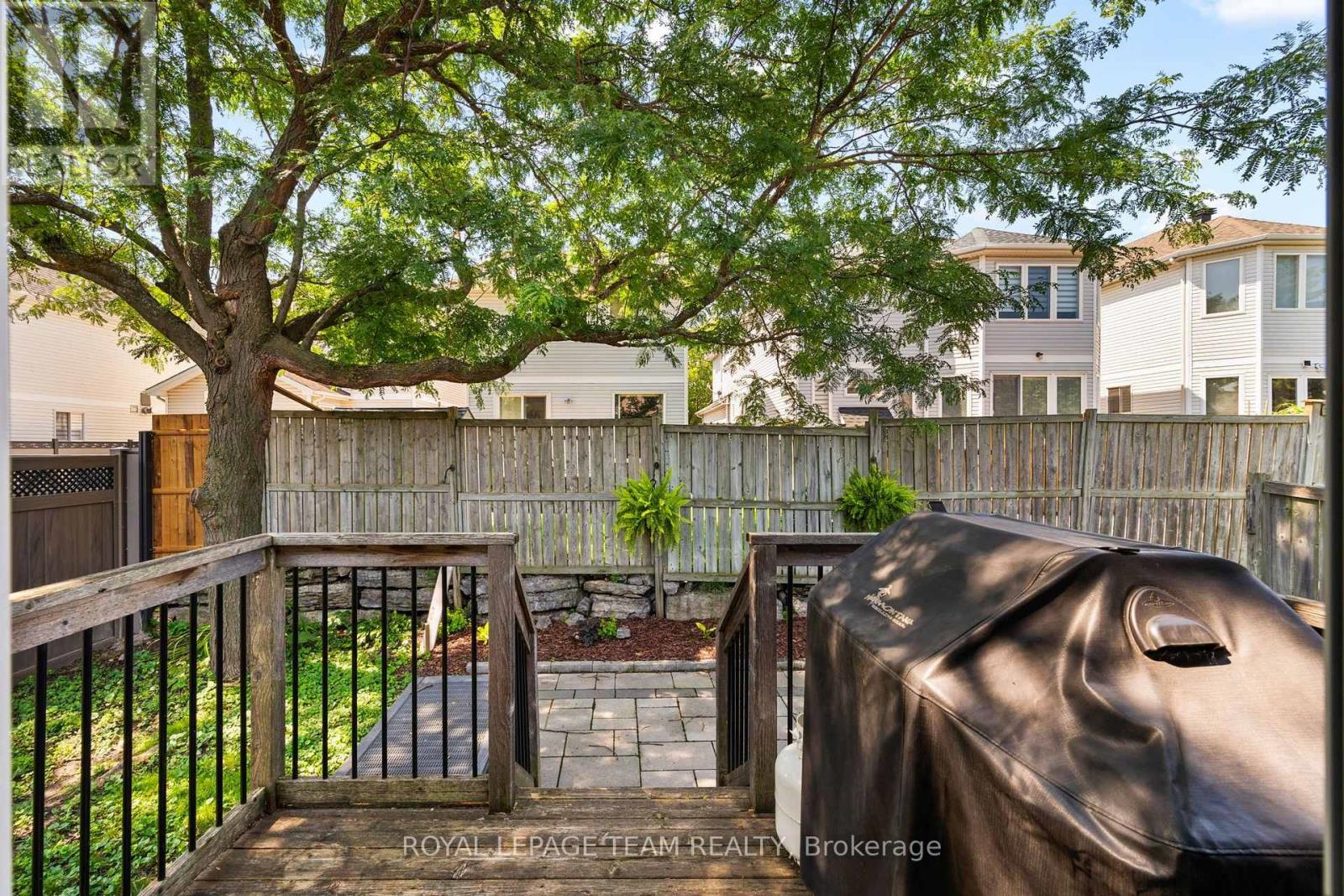 32 Trump Avenue Property Photo 38