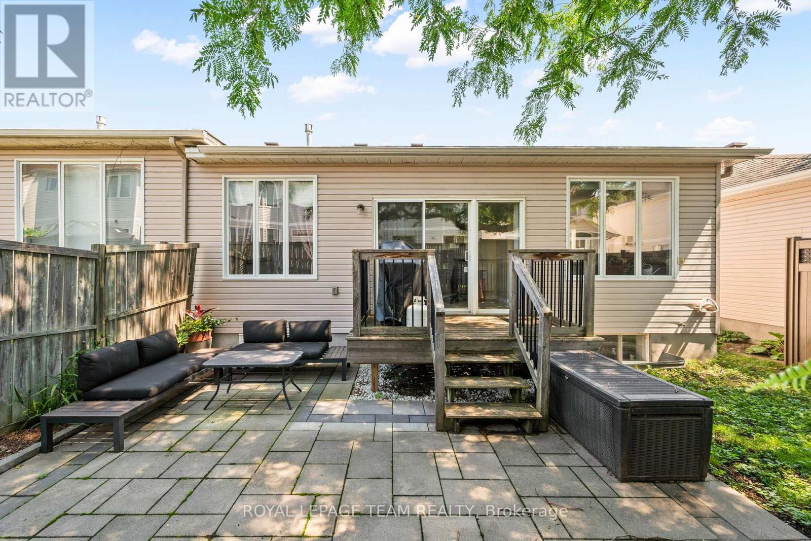 32 Trump Avenue Property Photo 42