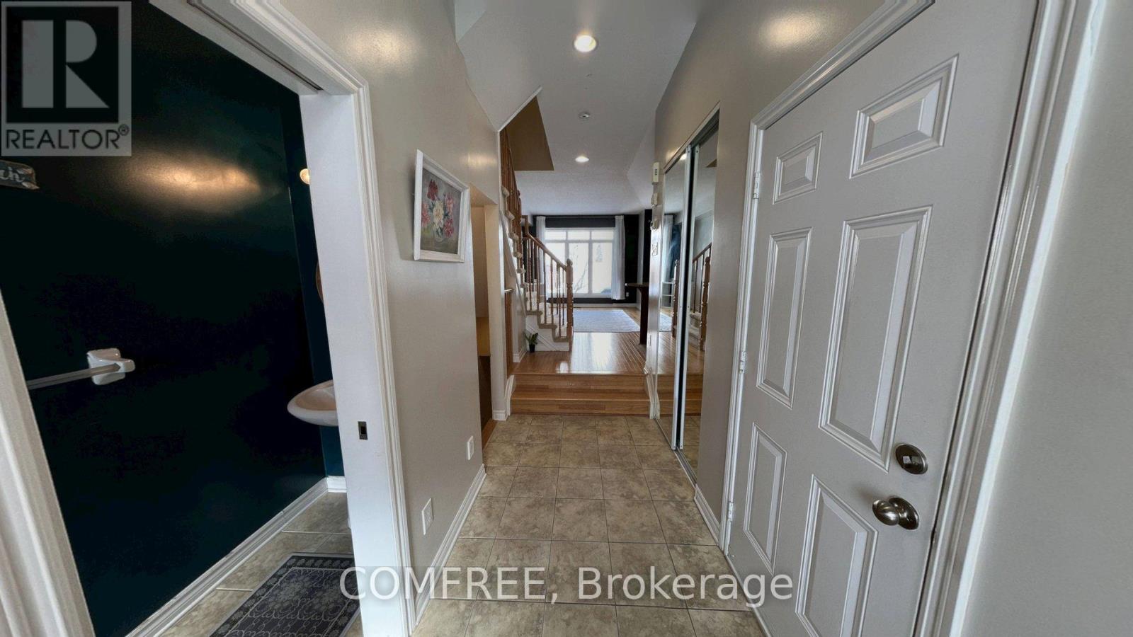 294 Waymark Crescent Property Photo 4